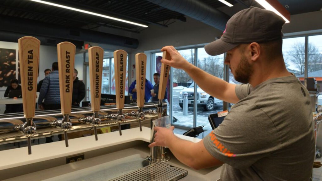 Qu'est-ce qui rend le bar à café Dunkin's On-Tap unique ?