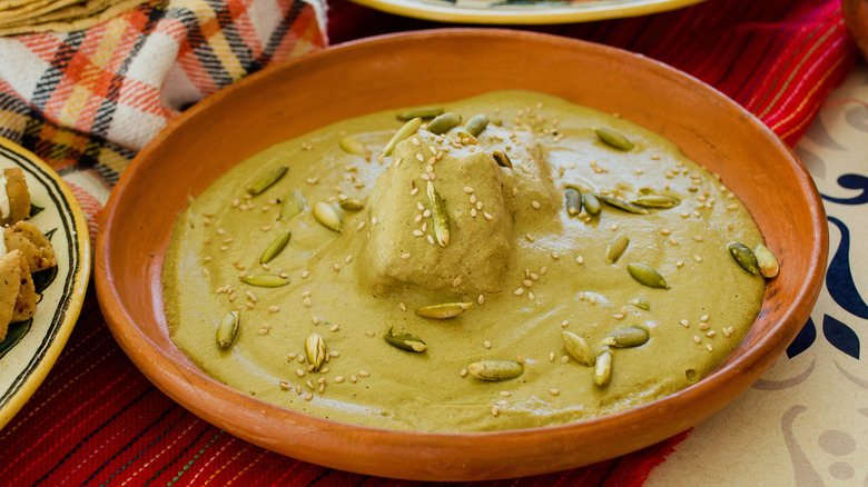 assiette de taupe verde