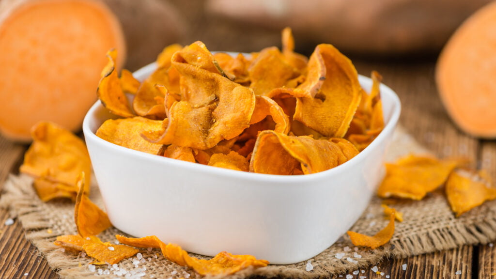 Donnez à vos chips de patates douces une touche de fumée avec l'assaisonnement pour barbecue