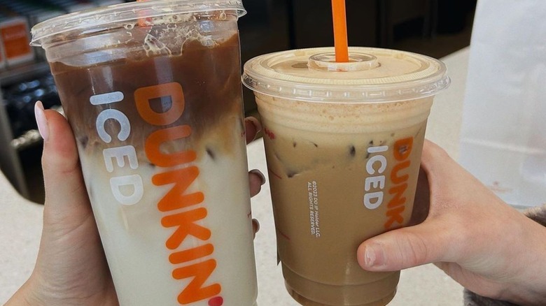 2 cafés glacés Dunkin'