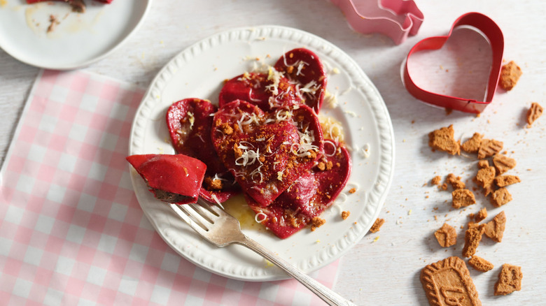 raviolis rouges en forme de coeur