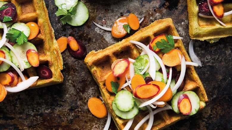 gaufres aux pois chiches avec salade