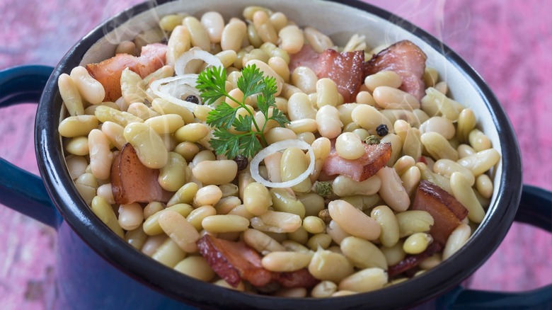 flageolets et bacon en pot