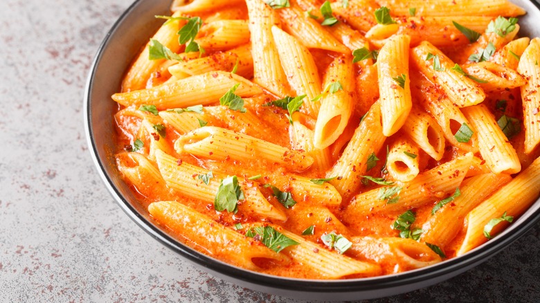 Penne à la sauce tomate crémeuse