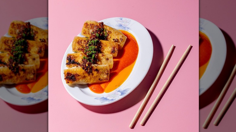 boulettes de guotie et baguettes