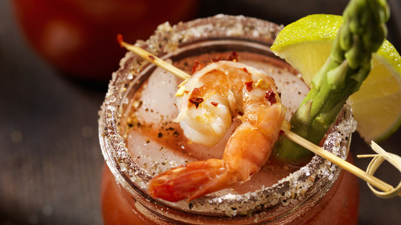 Bloody Mary aux crevettes