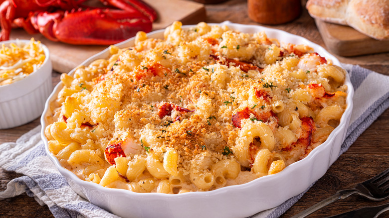 chapelure sur macaroni au fromage