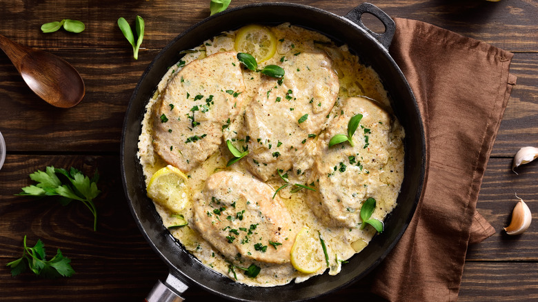 poulet à la sauce crémeuse à la poêle