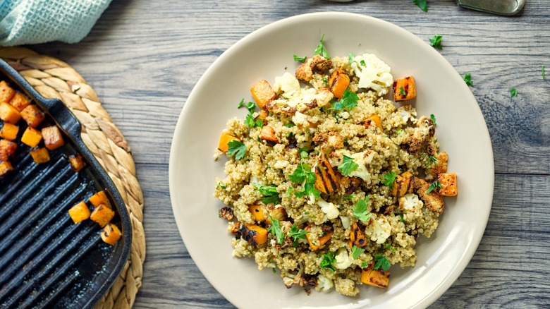 Courge musquée au quinoa et au chou-fleur