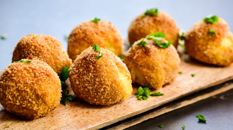 boulettes panées et frites