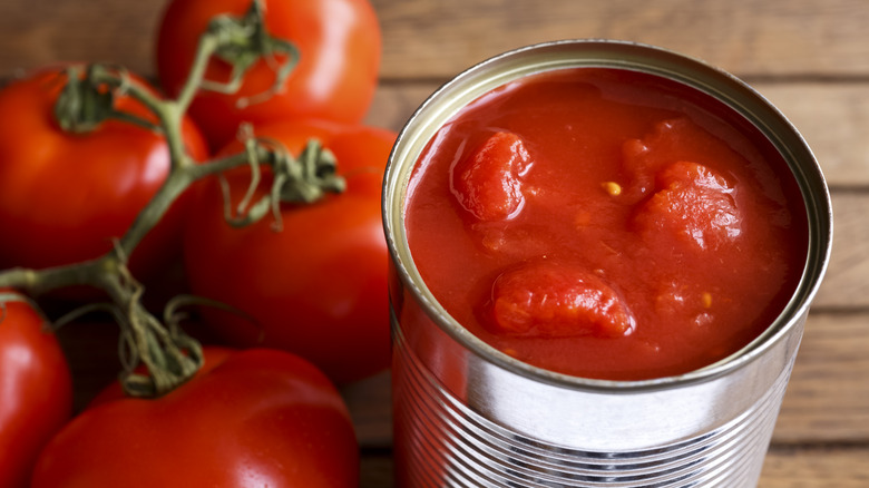 tomates fraîches et en conserve