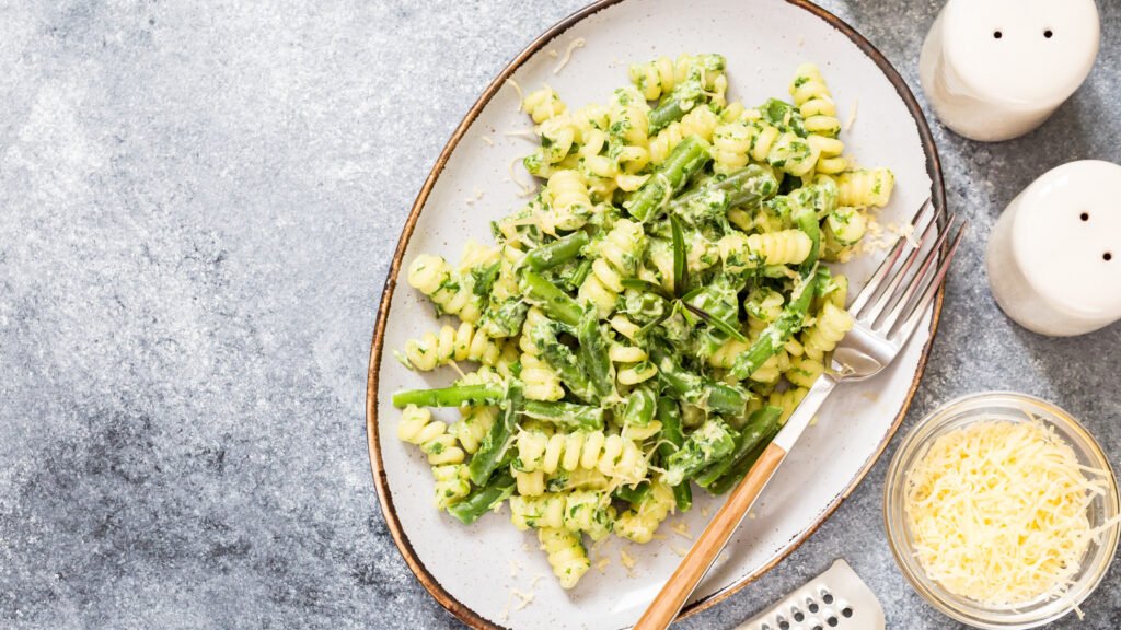 L'asperge est le légume vert dont vous avez besoin dans les salades à base de mayonnaise