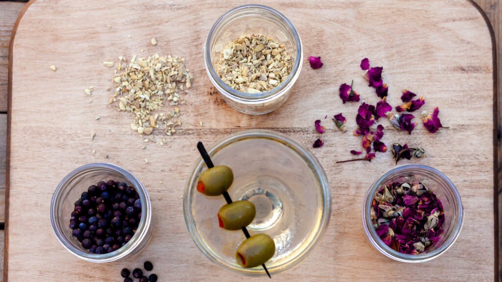 Une erreur majeure lorsque l'on cuisine avec du gin est d'en utiliser trop