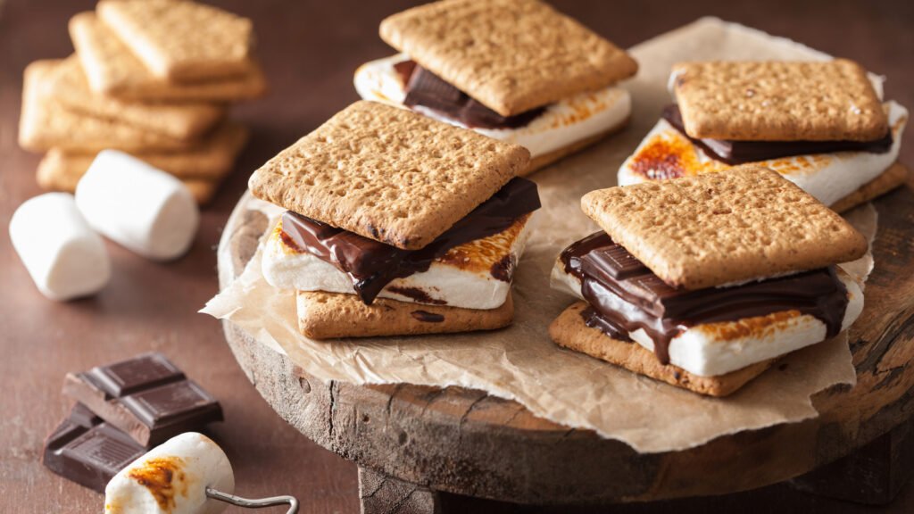 13 ajouts d'ingrédients de luxe qui amènent les S'mores au niveau supérieur