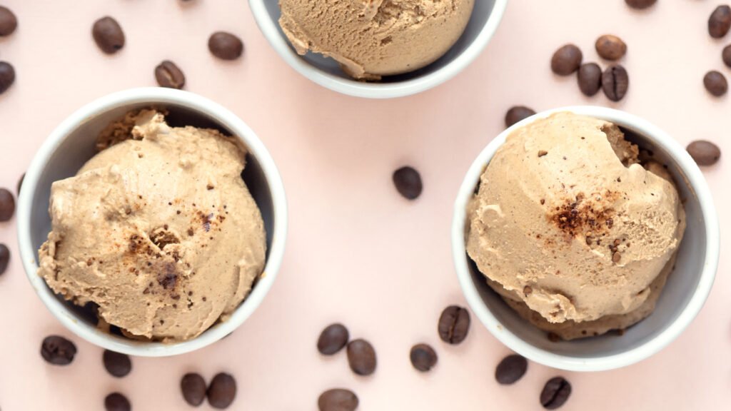 Donnez à la crème glacée une touche gourmande avec une pincée d'espresso