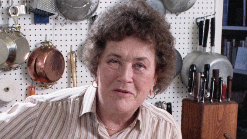 La méthode de Julia Child pour obtenir les meilleurs œufs durs