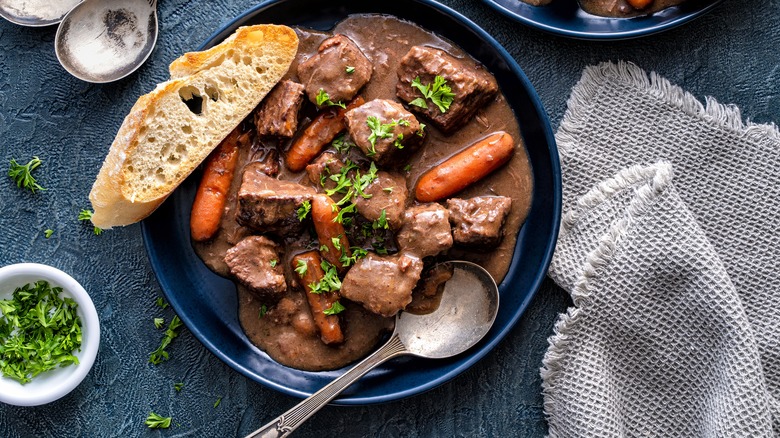 bol de boeuf bourguignon