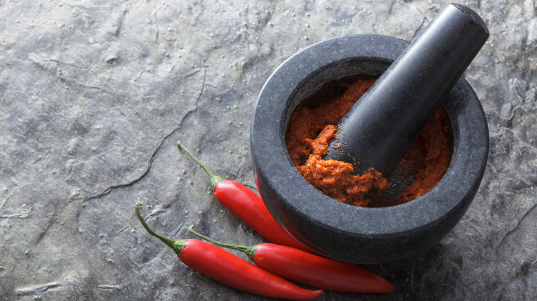 Pâte de curry rouge écrasée