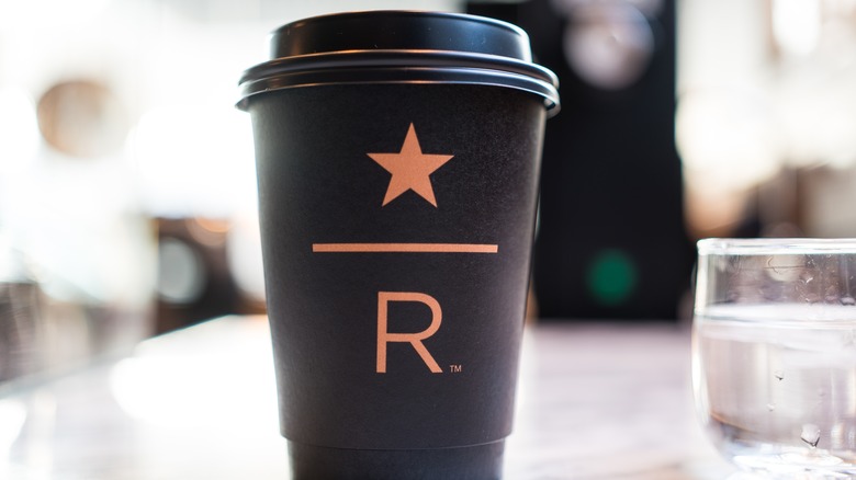 Boisson au café chaud Starbucks Reserve