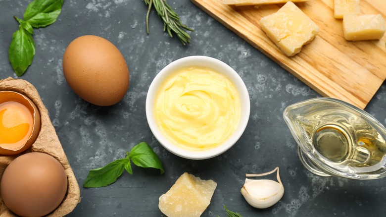 Ingrédients pour la vinaigrette César