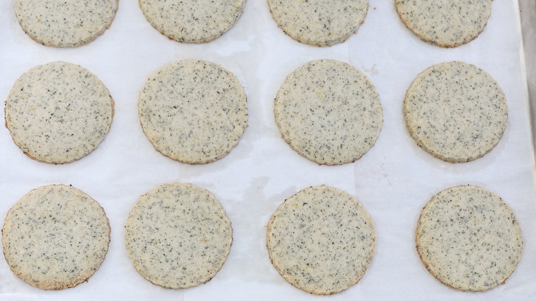 biscuits Earl Grey glacés au citron cuits au four