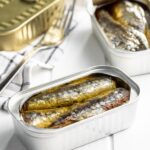 Dai alle sardine in scatola una carica extra di umami con una semplice aggiunta